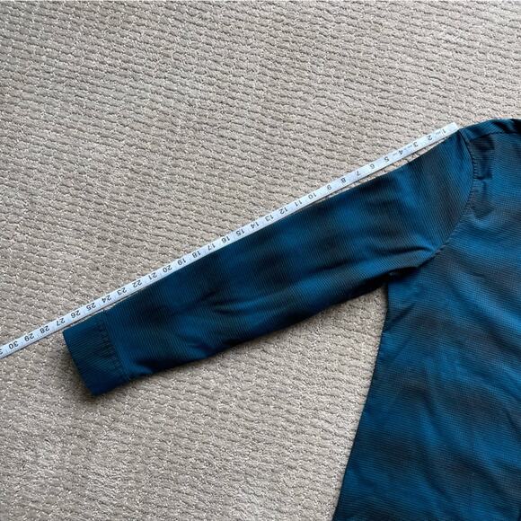 Lululemon Men’s Masons Peak Flannel Button Down Shirt in Blue and Black Size L - Picture 8 of 8